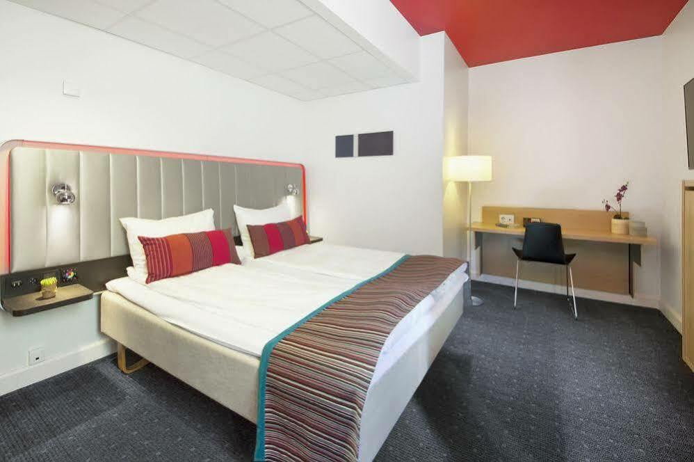Radisson Red Centre Hotell 4*